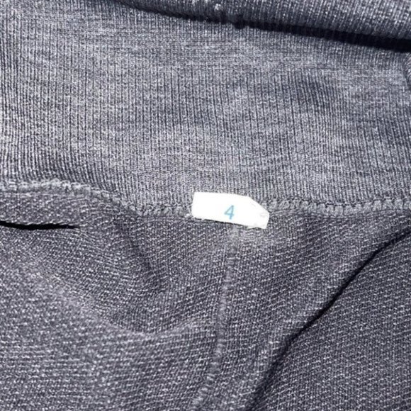 lululemon gray seamless crop compression tights size 4 - Picture 6 of 10